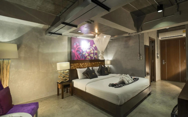 Thapae Loft