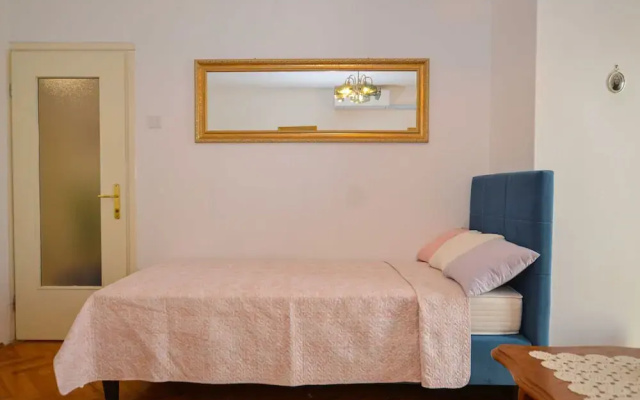 Cozy and Smart Rovinj Apartment With Balcony
