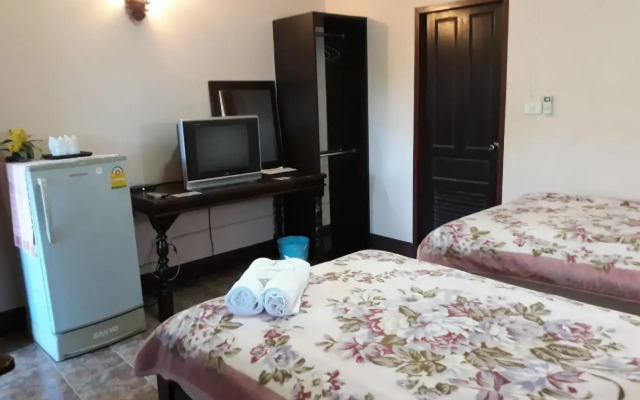 Suansiri Resort