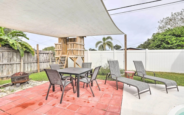 Sun-kissed Largo Escape: Private Pool & Patio