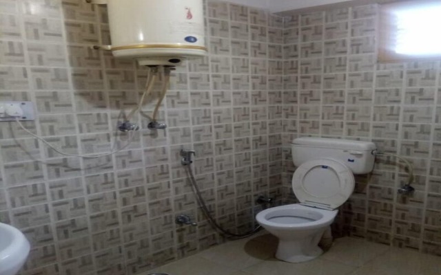 ADB Rooms Hotel Kartik Manali