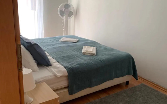 HI Downtown Apartment A12