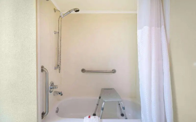 Super 8 By Wyndham North Little Rock/Mccain