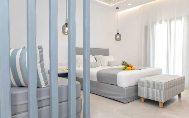 Crystal Mare Suites