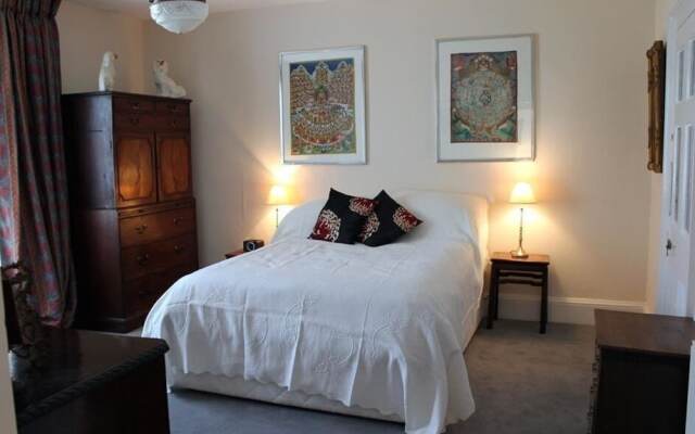 Horsebrook House Apartment
