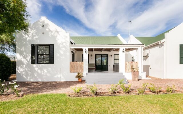 Lady Loch Country House