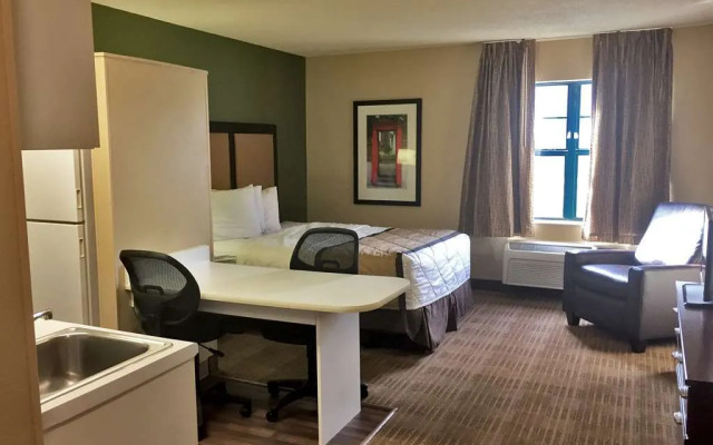 Extended Stay America Chicago - Burr Ridge