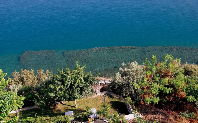 Ece  Sovalye Island