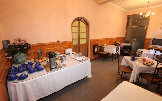 Hotel Dacarlo