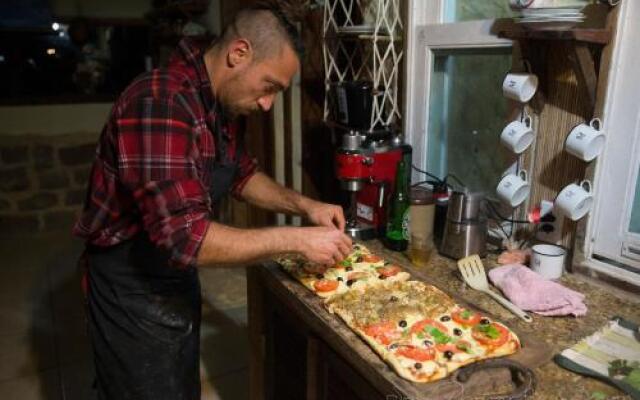 Hostel Radical Adventure