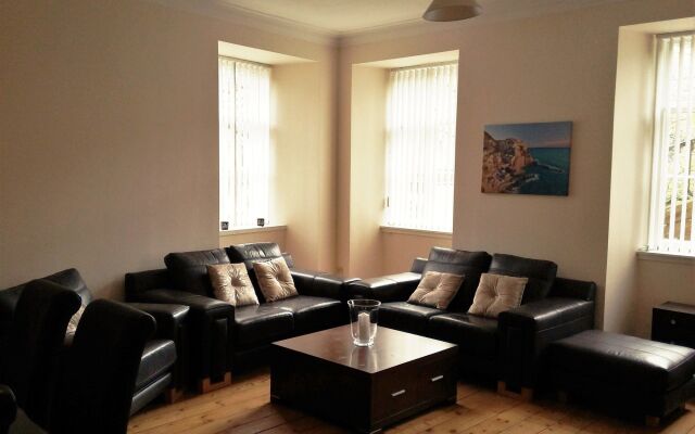 Large 3 Bed West End Apartment