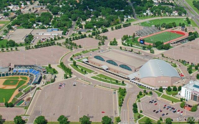 Sheraton Sioux Falls Hotel & Convention Center