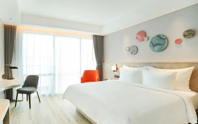 HARRIS Suites Puri Mansion
