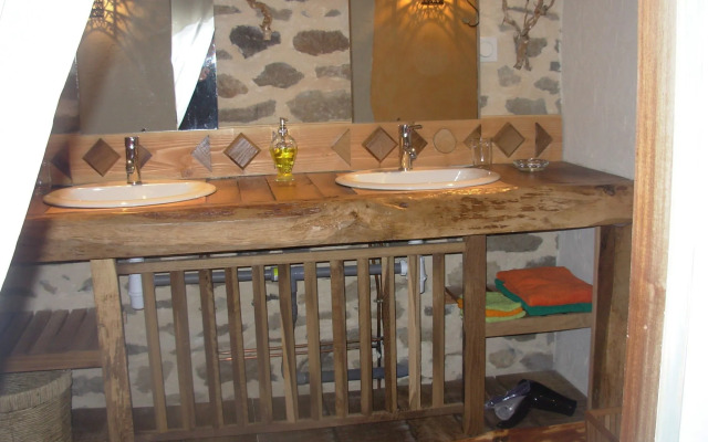 Le Jardin des Pierres Brunes