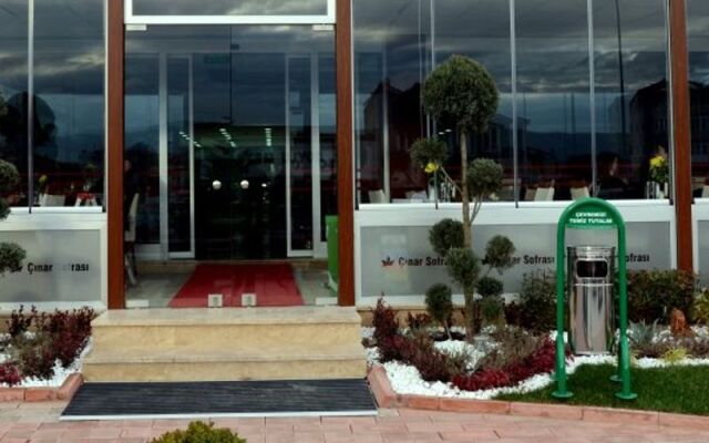 Çınar Park Otel