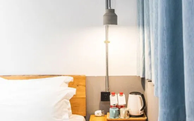 Xihu Yingxiu Xinsu Guesthouse