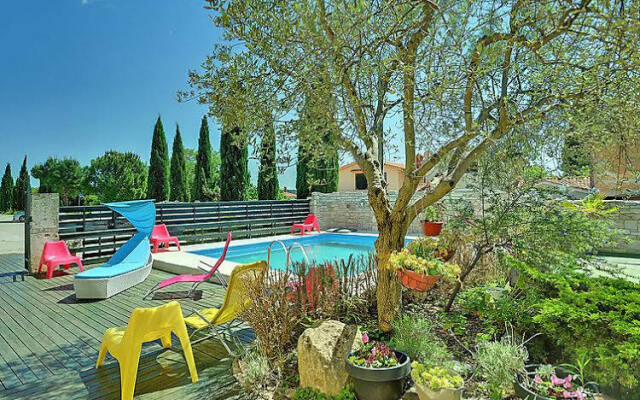 5-room House 300 M2 On 3 Levels - Inh 26452