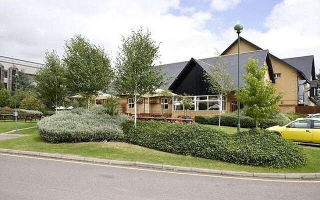 Premier Inn Luton Airport