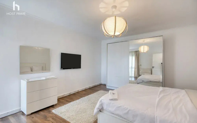 Grand Stay Apartment in Rehab City
