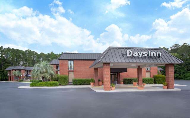 Days Inn by Wyndham Statesboro