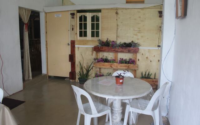 Maraño's Hometel