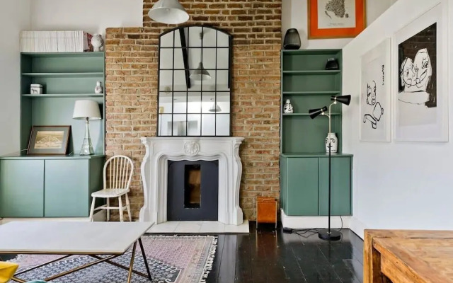 1 Bed Bohemian Loft Style Apt