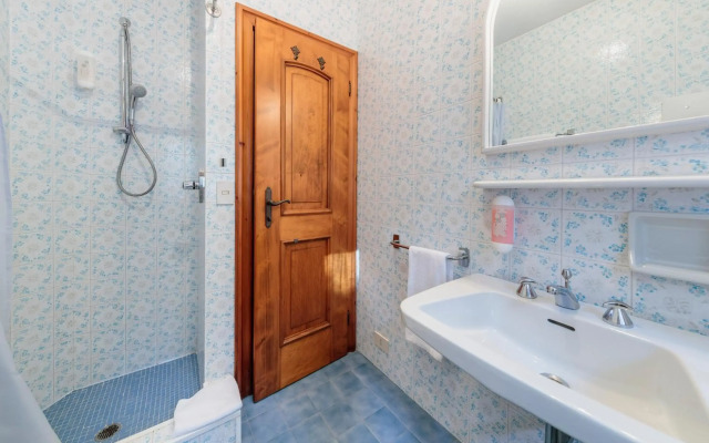 Hotel Al Larin