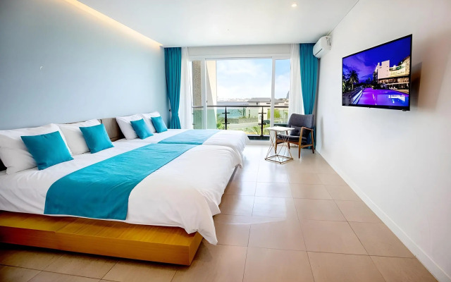 The Four Graces Resort