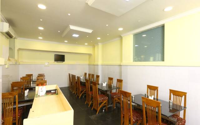OYO 10630 Hotel Nano Turf