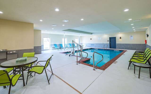 Comfort Inn & Suites Oklahoma City near Bricktown