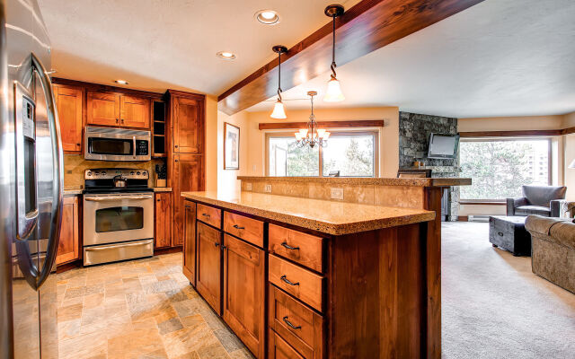 Powderhorn Condominiums by Ski Country Resorts