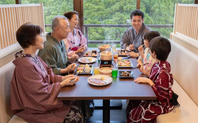 Ooedo Onsen Monogatari Premium Yoshinoya Irokuen