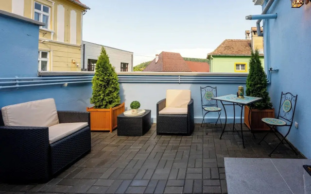 Blue House Citadel Elite Sighisoara