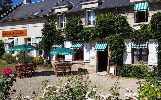 hotelImage