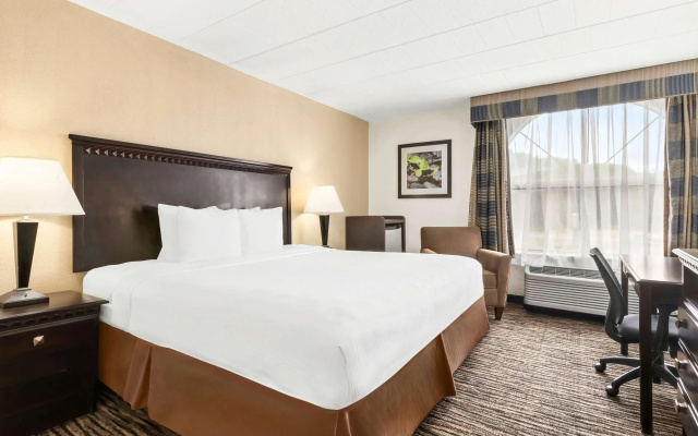 Best Western Hazlet Inn