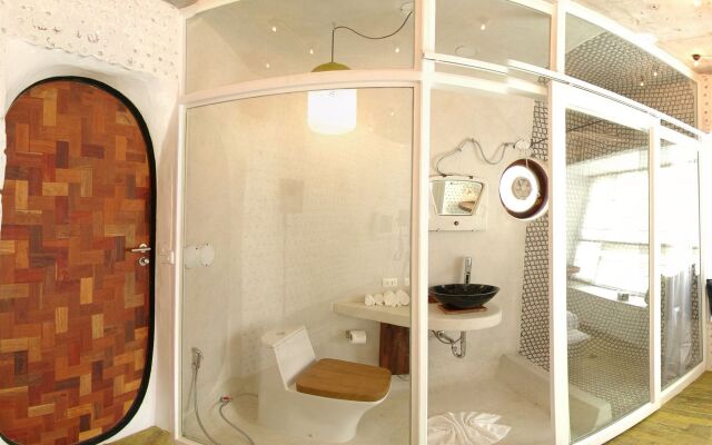 Mo Rooms