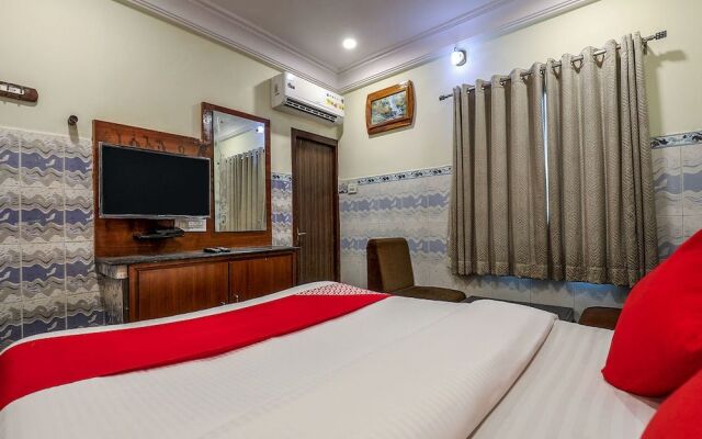 Oyo 12680 Hotel Sitara Grand