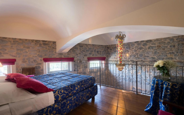 Castello di Pontebosio Luxury Resort