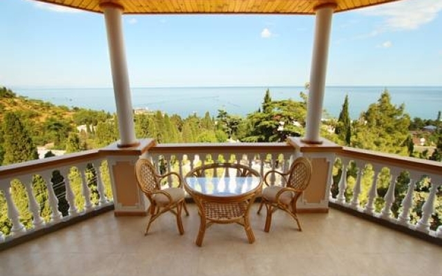Villa Caprice