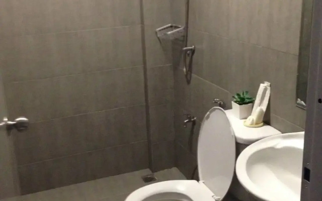 Loft 21 Apartment Romklao