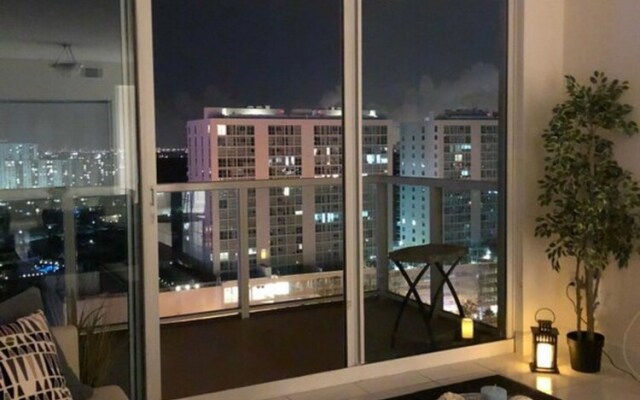 Sunny Isles 2 Bedroom