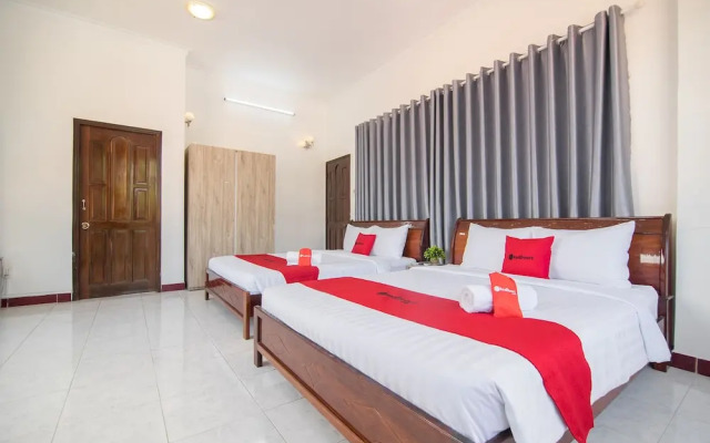 Reddoorz Plus Near Bai Truoc