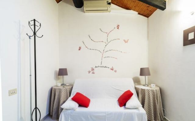 Duomo Studio By Flatscollection