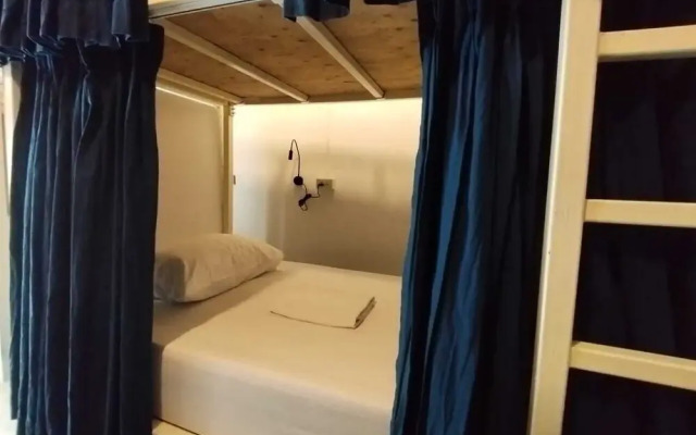 TarTar&Nay Hostel