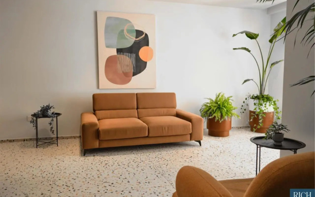 Rich Boutique Hotel