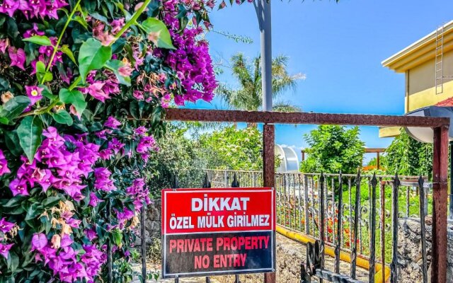Fantastic Villa with Private Beach in Girne
