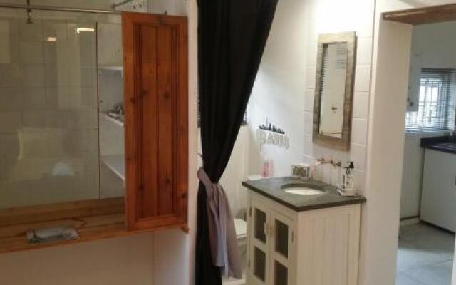 Nostalgia Self Catering Guesthouse