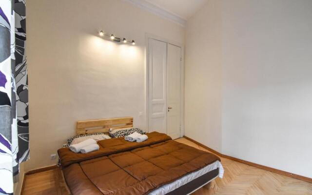 Barnovi's Home