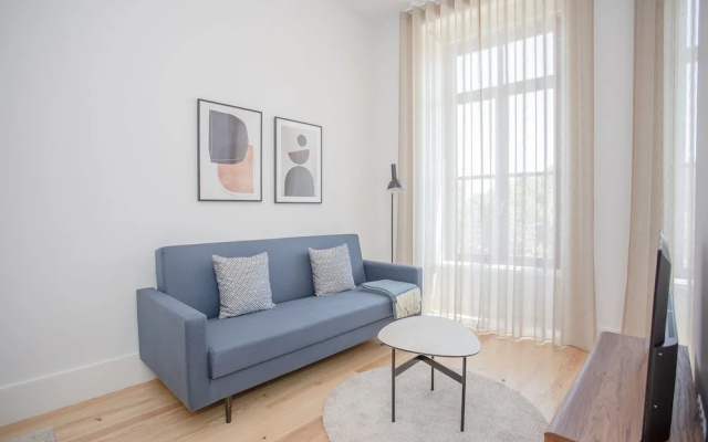 Liiiving in Porto-City View Apartment 2F