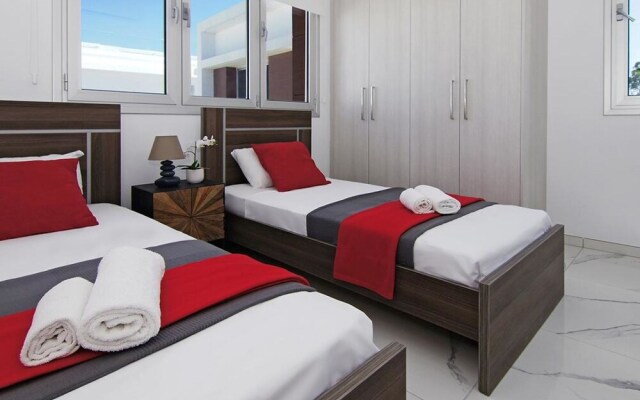 Gloria Paralimni in Paralimni